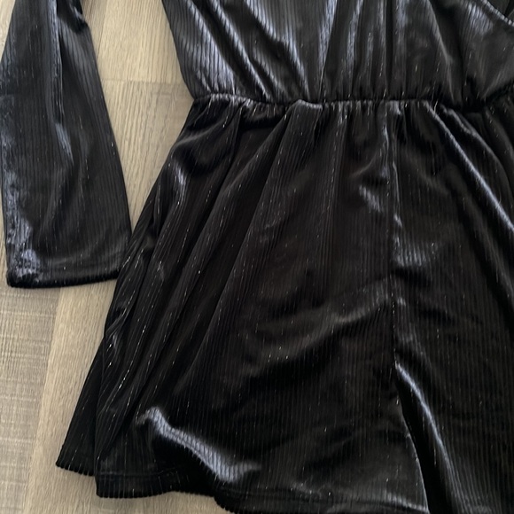 Black Velvet Romper - Picture 2 of 7